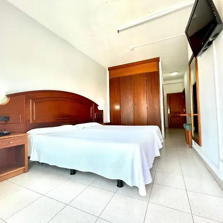 Studio Has A Balcony And A Nice View, Puerto De La Cruz