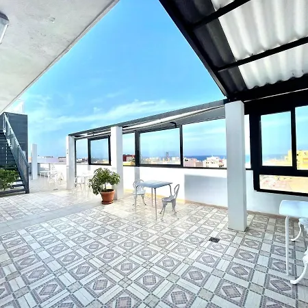 Studio Has A Balcony And A Nice View, Puerto De La Cruz *