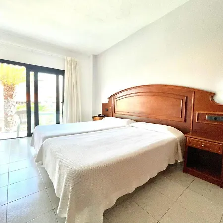 Studio Has A Balcony And A Nice View, Puerto De La Cruz *